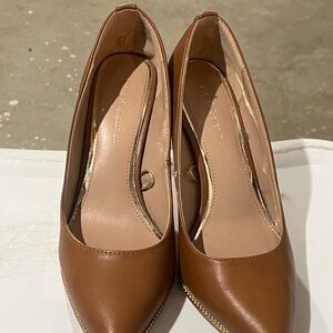 Nine West Brown Leather Pointed-Toe Pumps